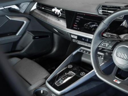 2025-Audi-A3-Sportback-35-TFSI-Black-Edition-Auto_10