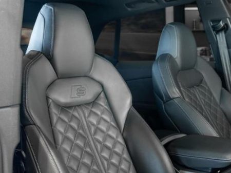 2025-Audi-Q8-45-TDI-quattro-Auto-Black-Edition_11