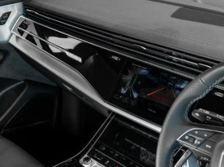 2025-Audi-Q8-45-TDI-quattro-Auto-Black-Edition_15