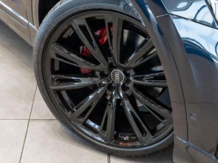 2025-Audi-Q8-45-TDI-quattro-Auto-Black-Edition_8