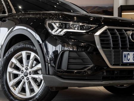 2025-Audi-Q3-35TFSI-Urban-Edition_2