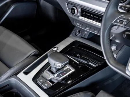 2024-Audi-Q5-Sportback-quattro-Black-Edition-40-TDI_12