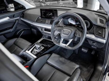 2024-Audi-Q5-Sportback-quattro-Black-Edition-40-TDI_14