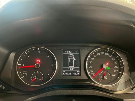 2019-Volkswagen-Amarok-20-BiTDI-Highline-132kW-Auto-Double-Cab_10