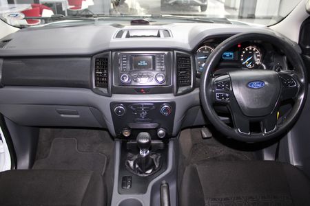 2017-Ford-Ranger-22-TDCi-XL-Double-Cab_9