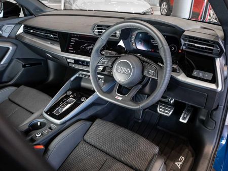 2025-Audi-A3-Sportback-35-TFSI-Black-Edition-Auto_13
