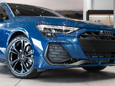 2025-Audi-A3-Sportback-35-TFSI-Black-Edition-Auto_8