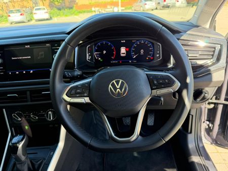 2026-Volkswagen-Polo-10-TSI-Life-Auto-DSG_13