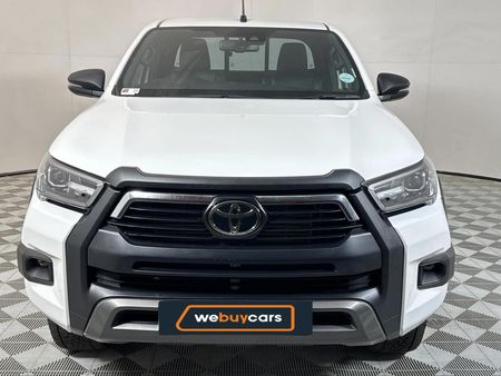 2025-Toyota-Hilux-28-GD-6-Raised-Body-Legend-Extended-Cab_11