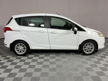 2016-Ford-B-Max-10-EcoBoost-Titanium_17