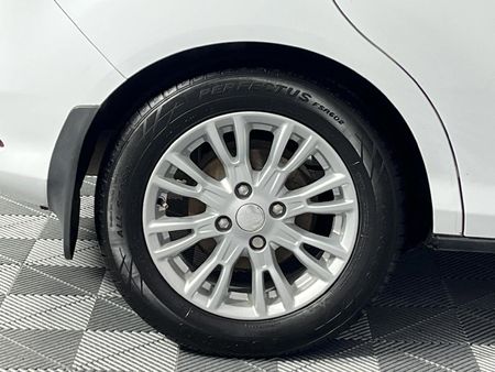 2016-Ford-B-Max-10-EcoBoost-Titanium_7