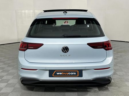 2025-Volkswagen-Golf-14-TSI-Life-Auto-110kw_16