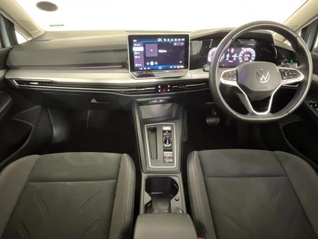 2025-Volkswagen-Golf-14-TSI-Life-Auto-110kw_1
