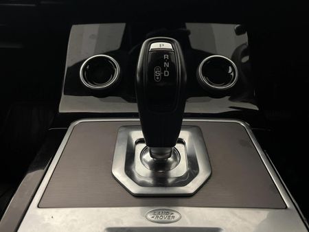 2019-Land-Rover-Range-Rover-Evoque-20-D-SE-132kW-D180_10