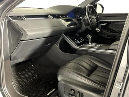 2019-Land-Rover-Range-Rover-Evoque-20-D-SE-132kW-D180_8