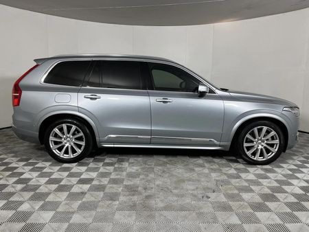 2019-Volvo-XC90-T6-Inscription-AWD_16