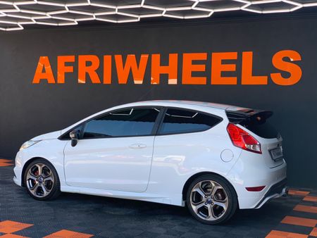 2013-Ford-Fiesta-ST-16-EcoBoost-GDTi_6