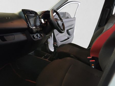 2026-Renault-Kwid-10-Dynamique_18