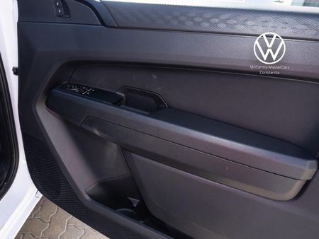 2025-Volkswagen-Amarok-20-TDI-125kW-Single-Cab-4Motion_23