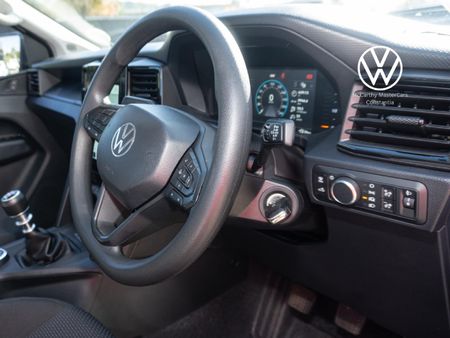 2025-Volkswagen-Amarok-20-TDI-125kW-Single-Cab-4Motion_25