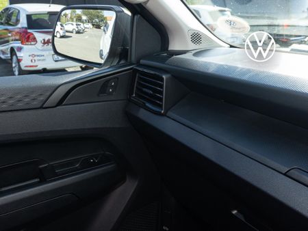 2025-Volkswagen-Amarok-20-TDI-125kW-Single-Cab-4Motion_31