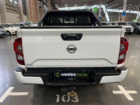 2021-Nissan-Navara-25-DDTi-LE-Plus-Auto-Double-Cab_3
