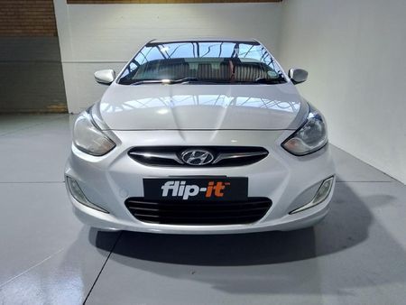 2013-Hyundai-Accent-16-GLS-Fluid_1