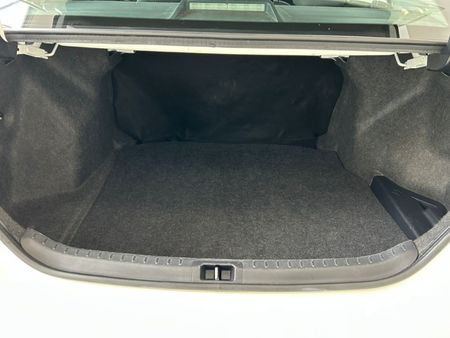 2023-Toyota-Corolla-Quest-18-Auto_17