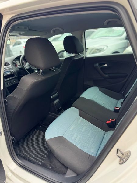 2013-Volkswagen-Polo-12-TDI-Bluemotion-5-dr_12