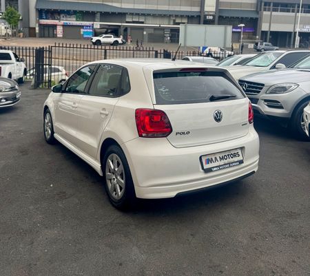 2013-Volkswagen-Polo-12-TDI-Bluemotion-5-dr_4