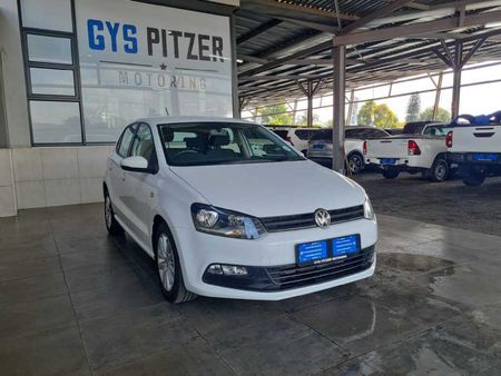 2020-Volkswagen-Polo-Vivo-14-Comfortline-5-dr_3