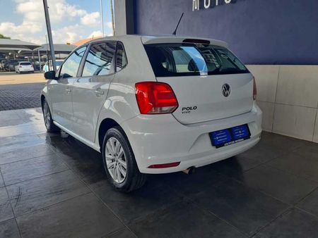 2020-Volkswagen-Polo-Vivo-14-Comfortline-5-dr_6