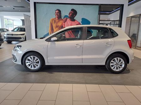 2026-Volkswagen-Polo-Vivo-14-Life_1