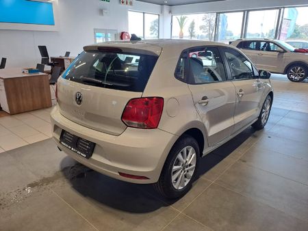 2026-Volkswagen-Polo-Vivo-14-Life_4