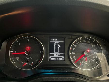 2018-Volkswagen-Amarok-20-BiTDI-Highline-132kW-Double-Cab_10