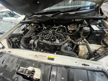 2018-Volkswagen-Amarok-20-BiTDI-Highline-132kW-Double-Cab_12