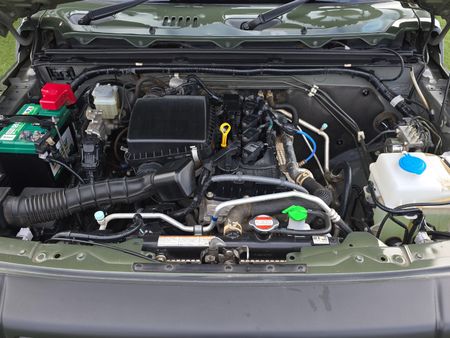 2020-Suzuki-Jimny-15-GLX-Auto_6
