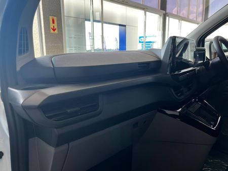2026-Ford-Tourneo-Custom-20D-Sport-Auto_20
