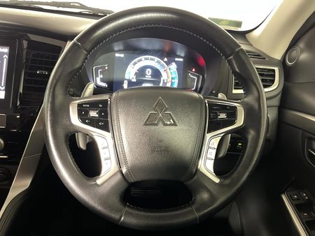 2021-Mitsubishi-Pajero-Sport-24D-4x4-Exceed-Auto_11