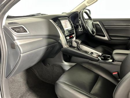 2021-Mitsubishi-Pajero-Sport-24D-4x4-Exceed-Auto_8