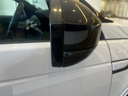 2023-Land-Rover-Discovery-Sport-20D-Urban-Edition-D200_13