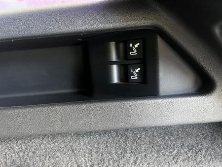 2023-Land-Rover-Discovery-Sport-20D-Urban-Edition-D200_20