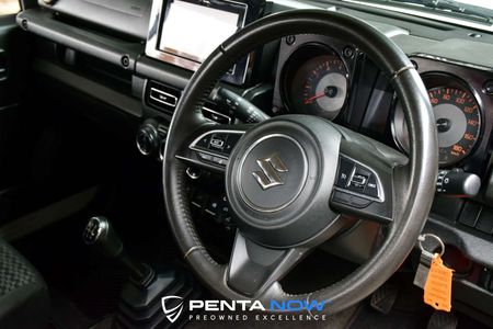 2023-Suzuki-Jimny-15-GLX_9