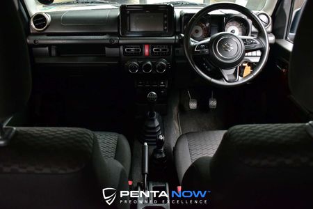 2023-Suzuki-Jimny-15-GLX_8