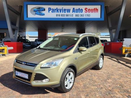 2015-Ford-Kuga-15-EcoBoost-Ambiente_0