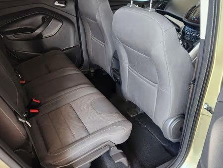 2015-Ford-Kuga-15-EcoBoost-Ambiente_6