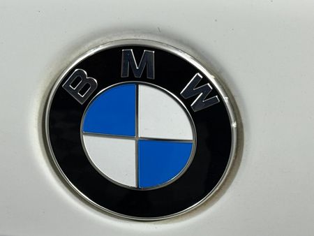 2021-BMW-1-Series-118i_11