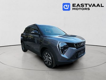 2026-Mahindra-XUV-3XO-12T-AX5_0