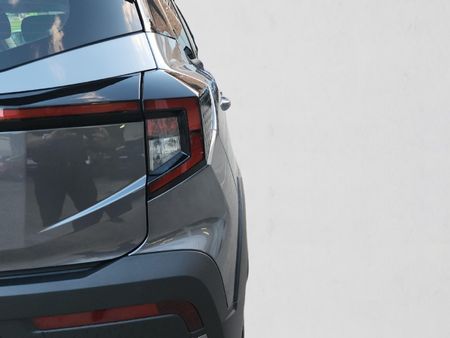 2026-Mahindra-XUV-3XO-12T-AX5_11