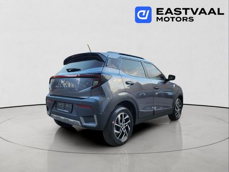 2026-Mahindra-XUV-3XO-12T-AX5_6
